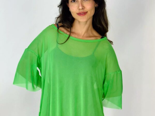 O estilo que não sai de moda: O uso de Blusas de Tela para Academia